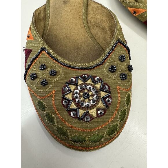 Candies Womens Flats Size Unknown Green Slip On Beaded Embellished - Picture 4 of 9